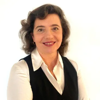 Amparo Lujano Arenas.png