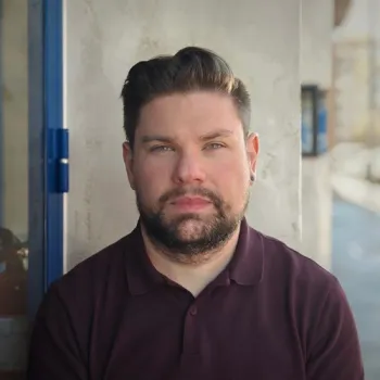 Ángel Mora